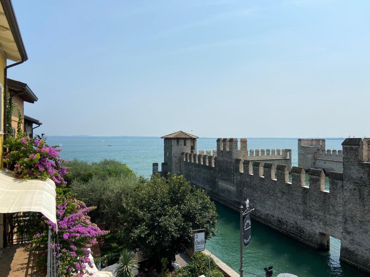 Castello Mavino Apartment Sirmione