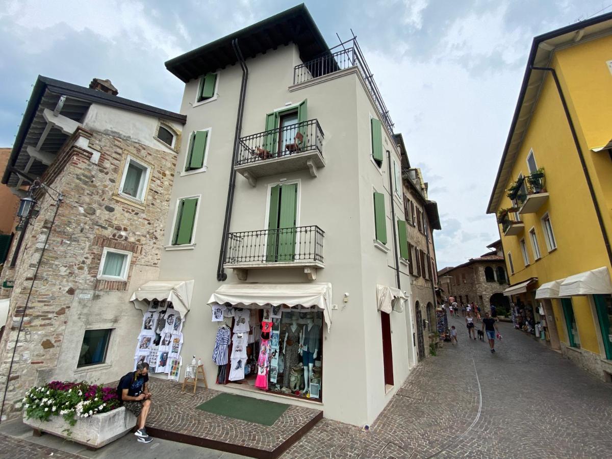 Castello Mavino Apartment Sirmione